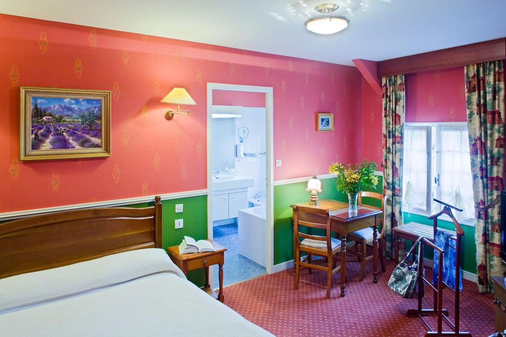 Au Relais Du Porhoet Guilliers Habitación foto